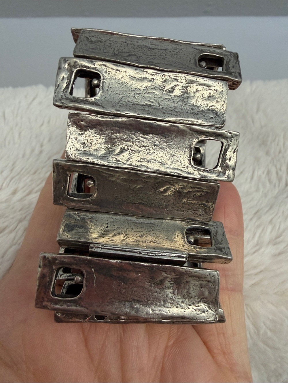 Anne Marie Chagnon | Antiqued Pewter Statement Stretch Bracelet - Picture 3 of 7